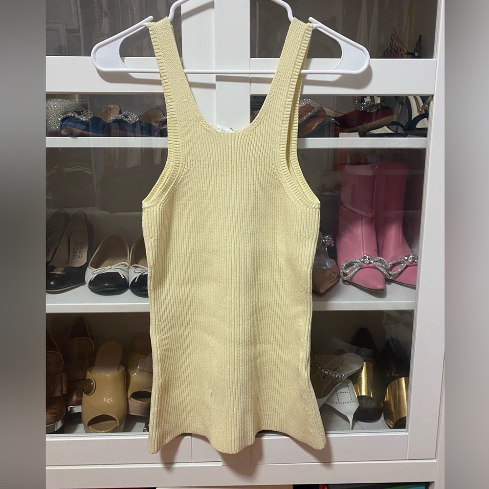 Brand new tanks Toteme